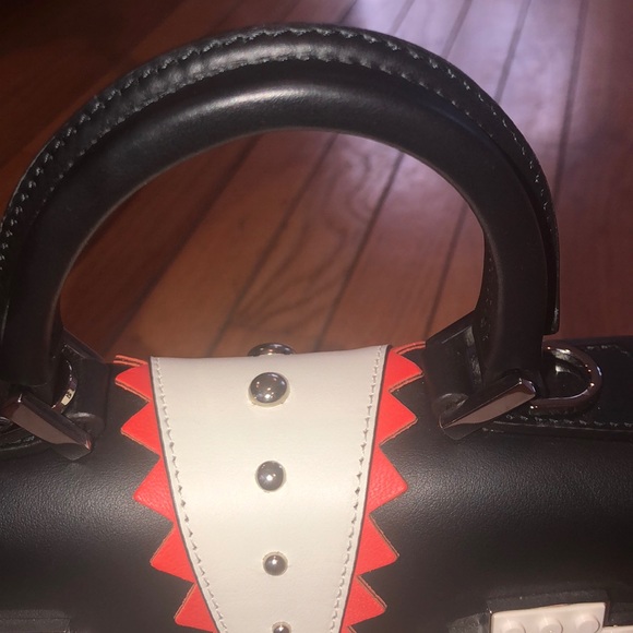NWOT LES PETITS JOUEURS LOGO TUXEDO HANDBAG - Picture 4 of 8